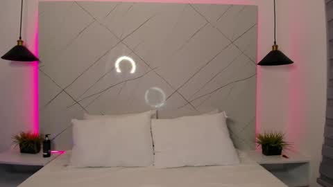 Snapshot of antonella__rouse chatting on February 2025 12:10:01 AM Antonella online show from February 2025 12:10:01 AM