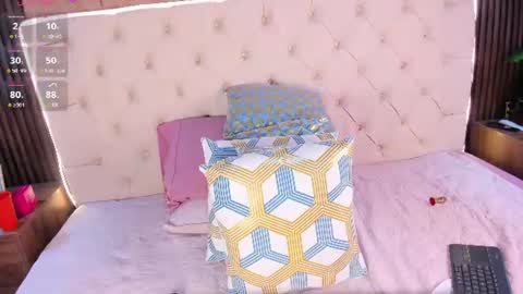 antonella_lucenti online show from July 2026 09:03:02 PM