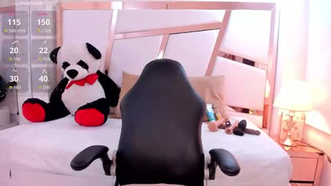 Antonella Moon 7 online show from March 2026 03:32:01 AM