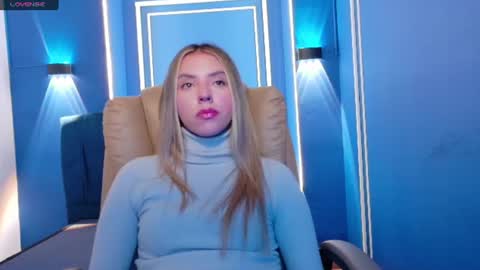 Snapshot of antonella_rose3 chatting on July 2026 07:45:01 PM Valentina online show from July 2026 07:45:01 PM