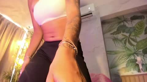 Antonella Rossi online show from May 2026 08:25:01 PM