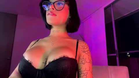 Snapshot of antonella_silva chatting on January 2025 12:24:01 AM Anto online show from January 2025 12:24:01 AM