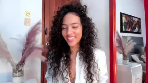 AntonellaHall  online show from May 2026 06:36:01 PM