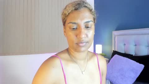 Snapshot of antonellaparker chatting on December 2024 12:16:02 PM Sarah online show from December 2024 12:16:02 PM