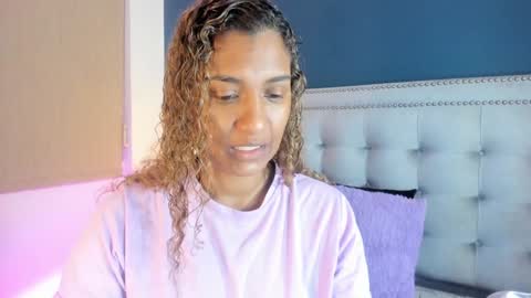 Snapshot of antonellaparker chatting on January 2025 01:25:02 PM Sarah online show from January 2025 01:25:02 PM