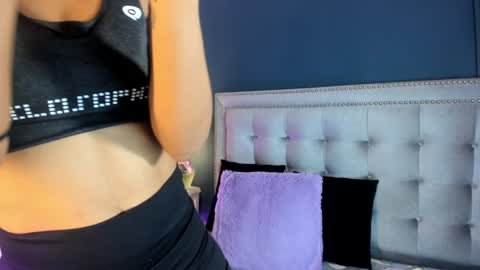 Snapshot of antonellaparker chatting on January 2025 12:26:01 PM Sarah online show from January 2025 12:26:01 PM