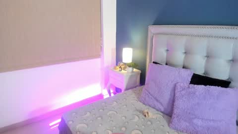 Snapshot of antonellaparker chatting on January 2025 03:22:01 PM Sarah online show from January 2025 03:22:01 PM