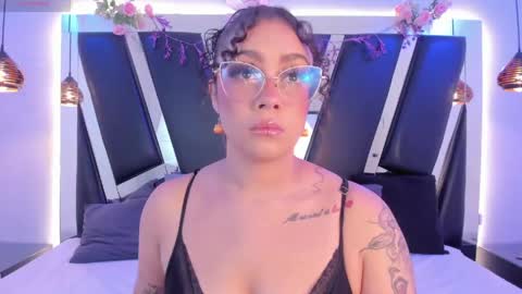 A N T O N E L L E  online show from May 2026 11:29:02 AM
