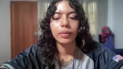 Antonia online show from November 2025 03:02:01 PM