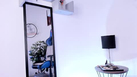 Antonia online show from December 2024 11:47:02 PM