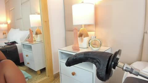 Antonia online show from February 2025 11:55:02 PM