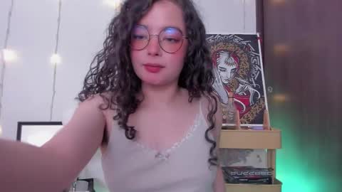 Snapshot of antoniart_ chatting on October 2025 01:58:02 AM Antonia online show from October 2025 01:58:02 AM