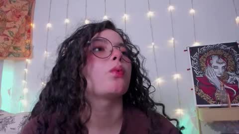 Snapshot of antoniart_ chatting on October 2025 02:22:02 AM Antonia online show from October 2025 02:22:02 AM