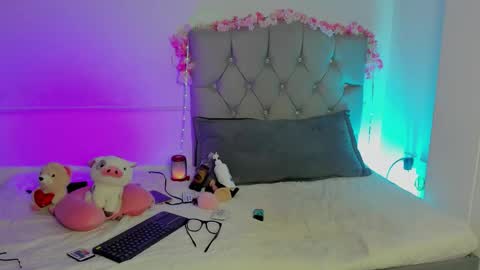 Snapshot of antonieta23 chatting on December 2025 03:12:03 AM antonieta23 online show from December 2025 03:12:03 AM