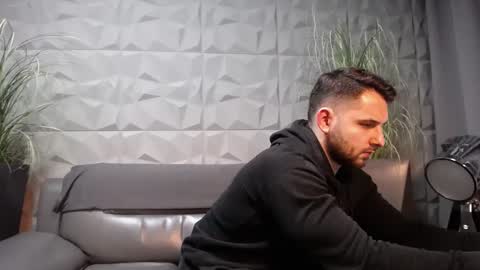 HI My name is Antonio online show from January 2025 08:13:02 PM