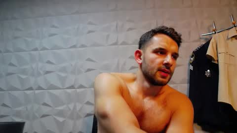 HI My name is Antonio online show from September 2025 07:14:02 PM