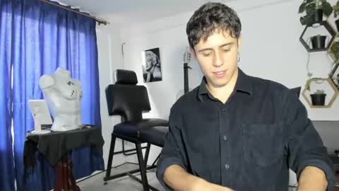 antonnello_ online show from March 2025 10:32:01 PM