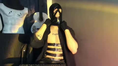 antonnello_ online show from October 2025 01:14:01 AM