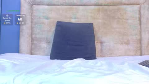 Juan Camilo online show from November 2025 01:37:01 AM