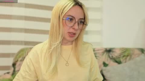 Antonia online show from June 2026 01:06:01 AM