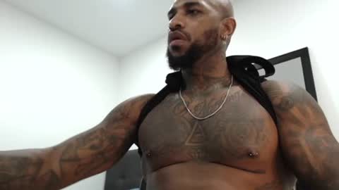 antwanblack11 online show from December 2024 02:40:01 AM