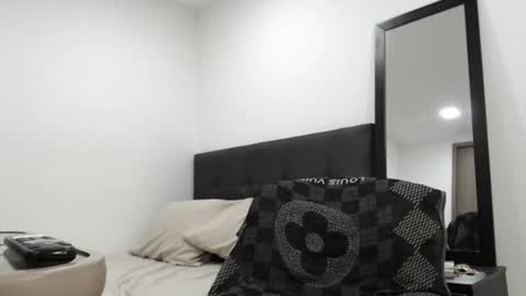 antwanblack11 online show from February 2025 12:35:01 AM