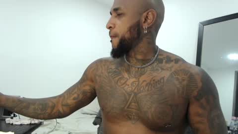 antwanblack11 online show from October 2025 01:30:01 PM