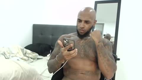 antwanblack11 online show from November 2025 12:10:01 AM