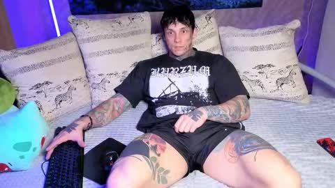 Tom online show from November 2025 05:29:01 AM