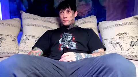 Tom online show from January 2026 06:16:01 AM