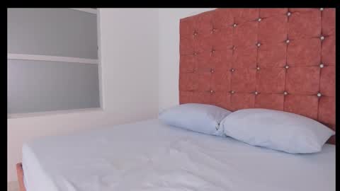 Anya online show from November 2025 11:26:02 PM