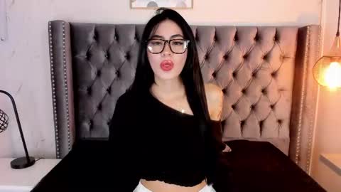 anya_belth online show from June 2026 07:25:01 PM