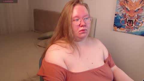 Snapshot of anya_muna chatting on December 2024 10:47:01 PM Anya Muna online show from December 2024 10:47:01 PM