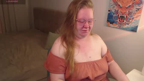 Anya Muna online show from April 2026 07:00:01 PM