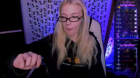 Snapshot of anyataylorr chatting on March 2026 02:17:01 AM Anya online show from March 2026 02:17:01 AM