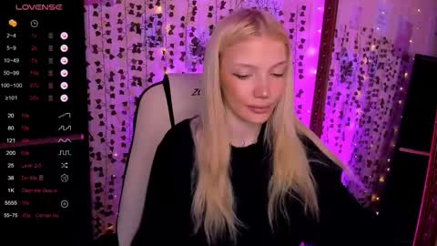 Snapshot of anyataylorr chatting on March 2026 02:40:01 AM Anya online show from March 2026 02:40:01 AM