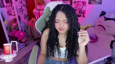 Snapshot of anyburkee chatting on March 2026 05:35:01 AM Any online show from March 2026 05:35:01 AM