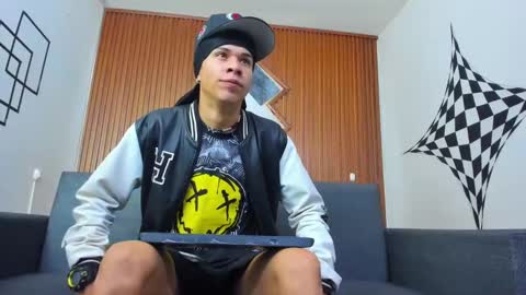 Snapshot of anyelo_sexyhot chatting on January 2025 12:06:02 PM anyelo_sexyhot online show from January 2025 12:06:02 PM