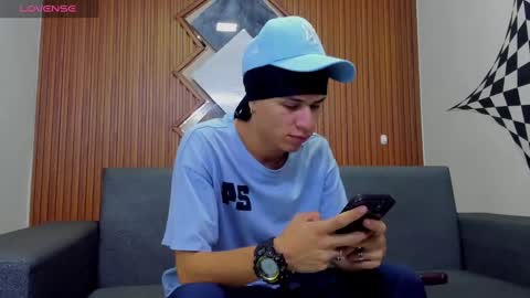 Snapshot of anyelo_sexyhot chatting on February 2025 04:25:01 PM anyelo_sexyhot online show from February 2025 04:25:01 PM