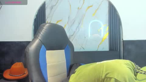 Snapshot of anyelo_sexyhot chatting on September 2025 12:05:01 PM anyelo_sexyhot online show from September 2025 12:05:01 PM