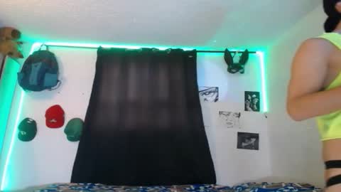 Snapshot of anyelo_sexyhot chatting on February 2026 02:37:02 AM anyelo_sexyhot online show from February 2026 02:37:02 AM