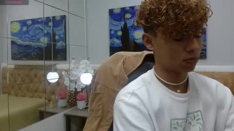 Snapshot of anyelotwink chatting on December 2025 12:01:02 PM anyelotwink online show from December 2025 12:01:02 PM