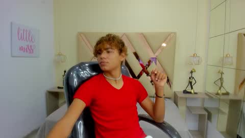 Snapshot of anyelotwink chatting on February 2026 08:16:02 PM anyelotwink online show from February 2026 08:16:02 PM