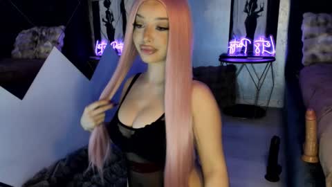 Snapshot of anyolaveritas chatting on November 2025 08:52:02 PM Sophie online show from November 2025 08:52:02 PM