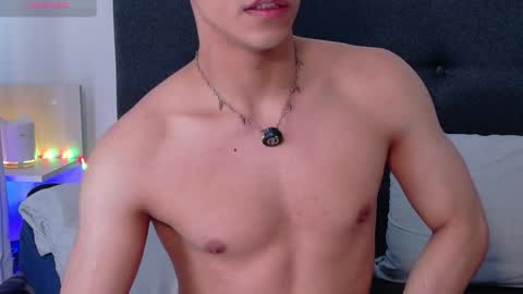 Snapshot of aodaboyy chatting on April 2026 01:42:02 PM aodaboy online show from April 2026 01:42:02 PM