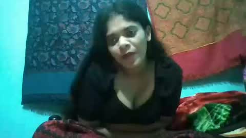 Snapshot of apa142817 chatting on February 2026 05:44:02 PM Aparalux online show from February 2026 05:44:02 PM