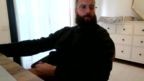 apc_3 online show from December 2024 03:36:01 PM