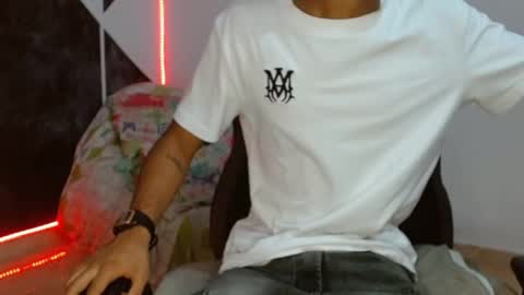 aphal_hot23 online show from September 2025 11:25:01 AM