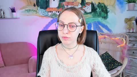 Snapshot of aphexqueen chatting on December 2024 09:06:02 AM APHEX QUEEN online show from December 2024 09:06:02 AM