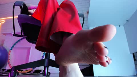 Snapshot of aphexqueen chatting on December 2024 09:30:01 PM APHEX QUEEN online show from December 2024 09:30:01 PM